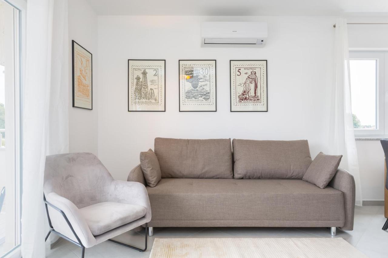 Brajdine - Ema Apartment Medulin Bagian luar foto