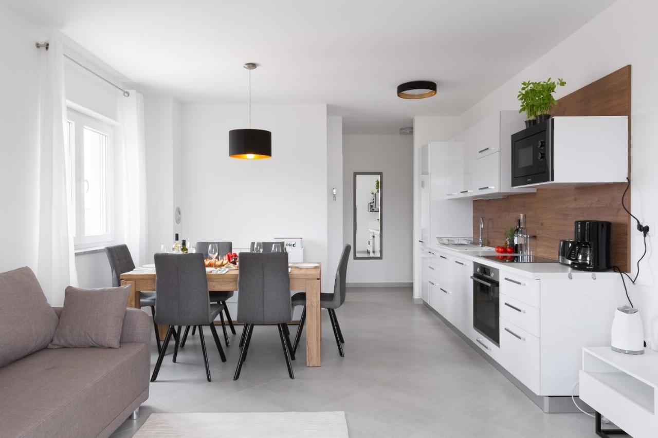 Brajdine - Ema Apartment Medulin Bagian luar foto